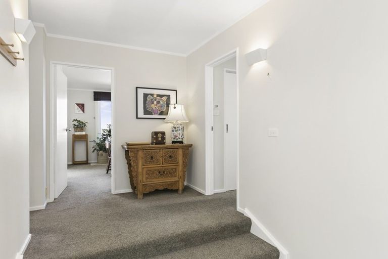 Photo of property in 5 Gavaskar Place, Khandallah, Wellington, 6035