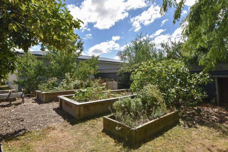 Photo of property in 90 Pembroke Street, Carterton, 5713