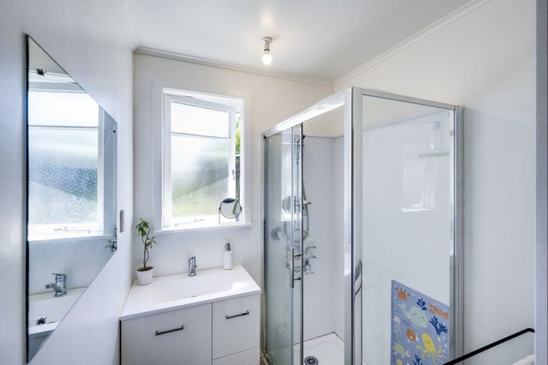 Photo of property in 116 Harlech Street, Mayfair, Hastings, 4122