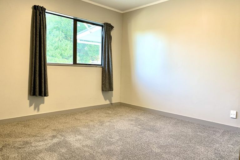 Photo of property in 2/23 Rata Street, New Lynn, Auckland, 0600