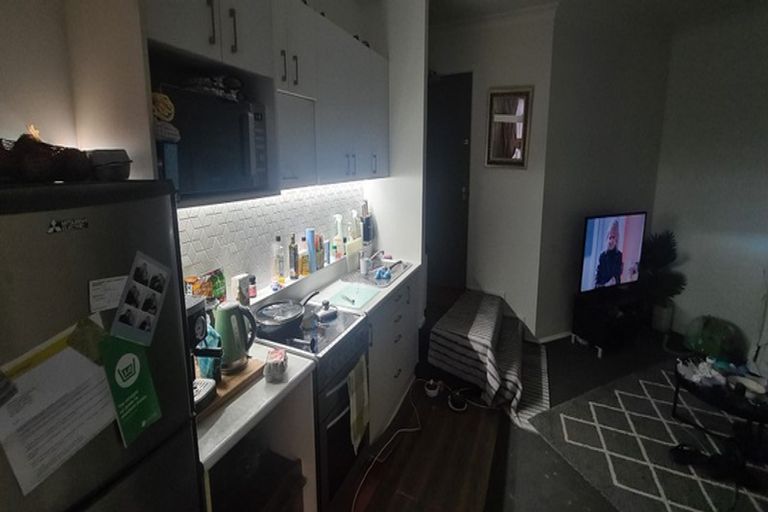 Photo of property in Terrace Garden Apartments, 6e/120 The Terrace, Wellington Central, Wellington, 6011