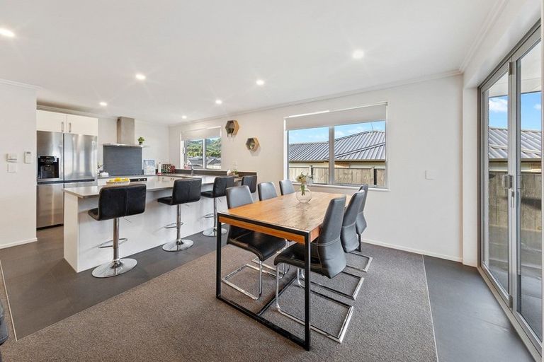 Photo of property in 4 Helenvale Crescent, Pokeno, 2402