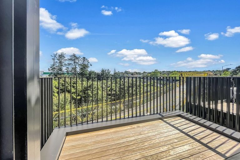 Photo of property in 13/28 Westgate Drive, Westgate, Auckland, 0614