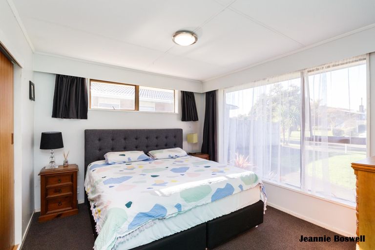 Photo of property in 100a Linton Street, West End, Palmerston North, 4410