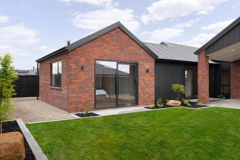 Photo of property in 52 Hugo Shaw Drive, Cambridge, 3434