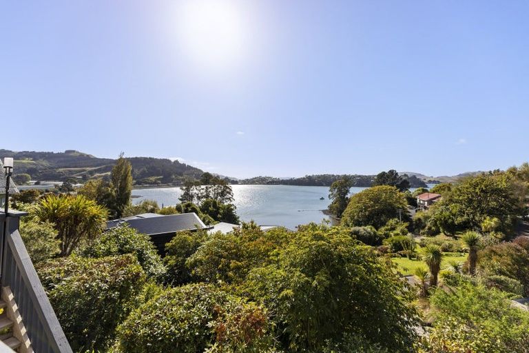 Photo of property in 19 Shandon Street, Roseneath, Port Chalmers, 9023