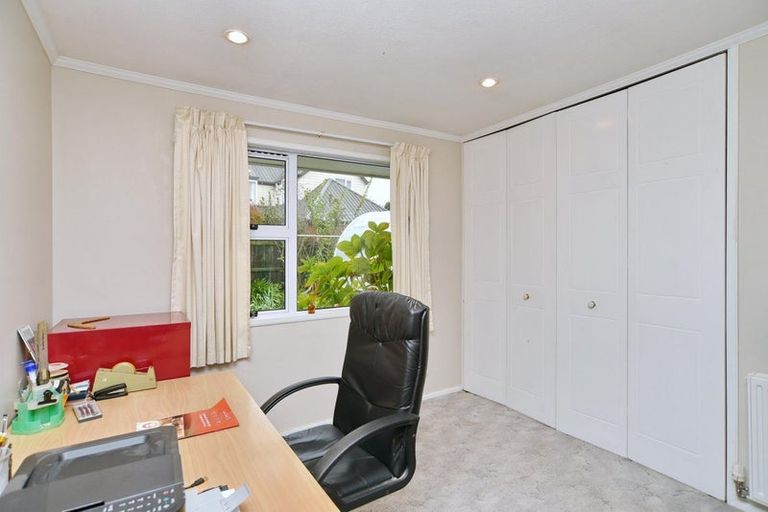 Photo of property in 16 Bridget Lane, Rangiora, 7400