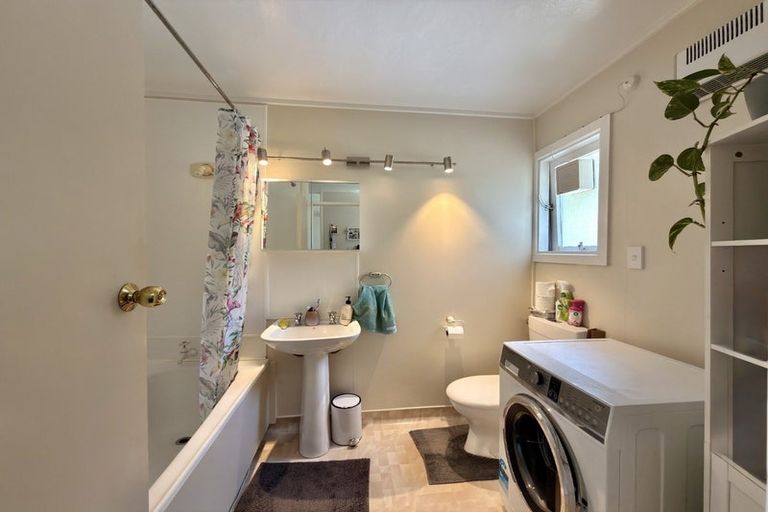 Photo of property in Manston Apartments, 2a/145 Ohiro Road, Brooklyn, Wellington, 6021