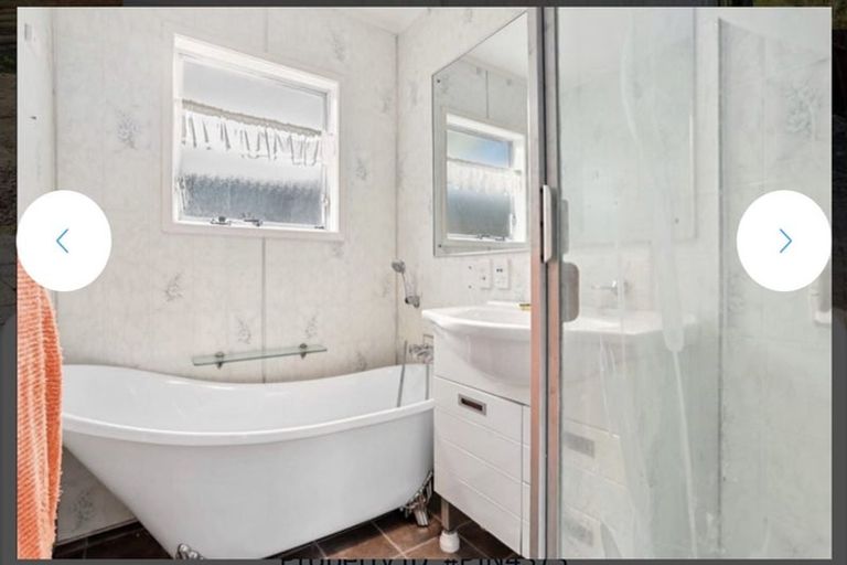 Photo of property in 1/111 Tirimoana Road, Te Atatu South, Auckland, 0602