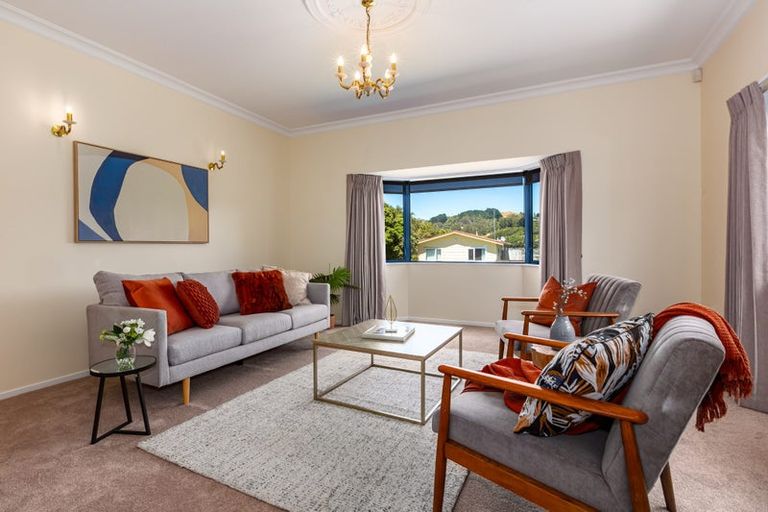 Photo of property in 3 Barque Crescent, Whitby, Porirua, 5024