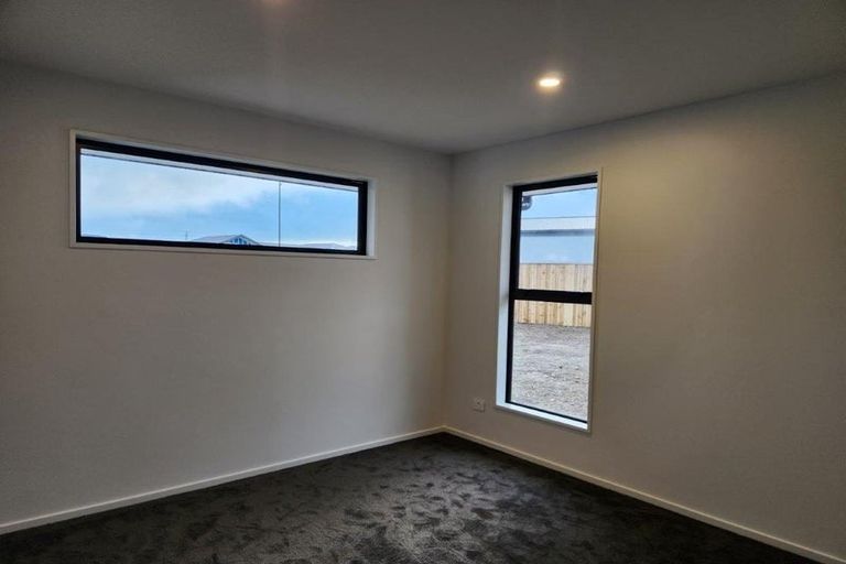 Photo of property in 22 Hayshed Street, Rolleston, 7614