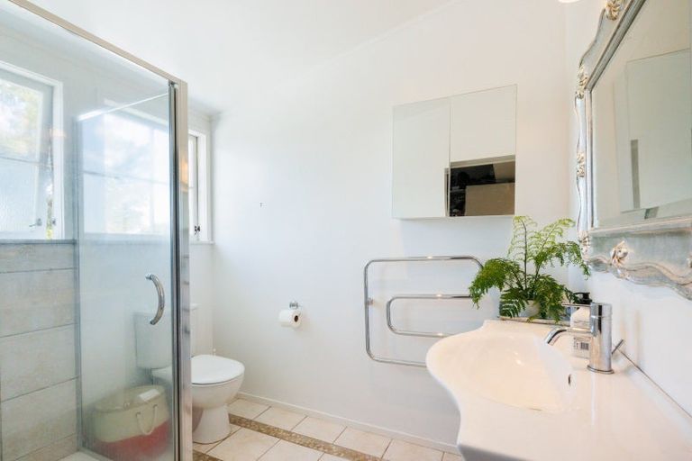 Photo of property in 15 Trent Avenue, Hokowhitu, Palmerston North, 4410