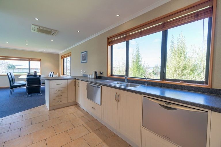 Photo of property in 10 Mcgregor Court, Te Anau, 9600