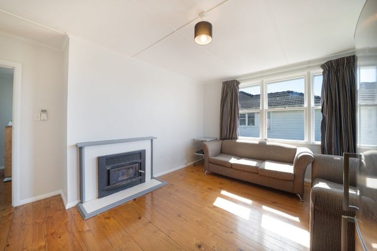 Photo of property in 35 Kotuku Street, Elsdon, Porirua, 5022