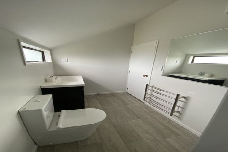 Photo of property in 2/2 Rehua Lane, St Albans, Christchurch, 8014