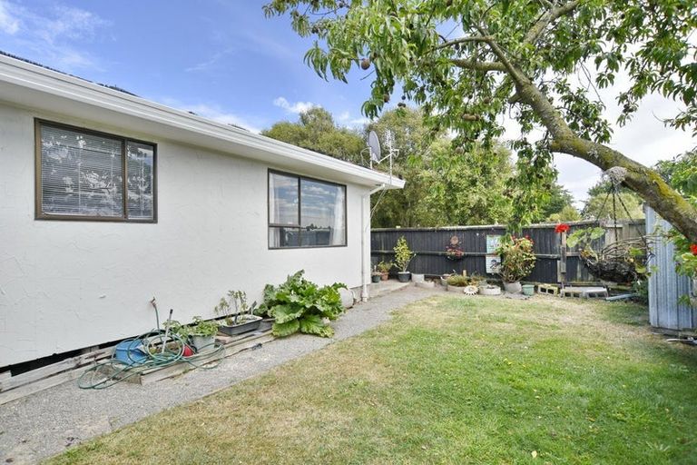 Photo of property in 2/90 Bayswater Crescent, Bromley, Christchurch, 8062