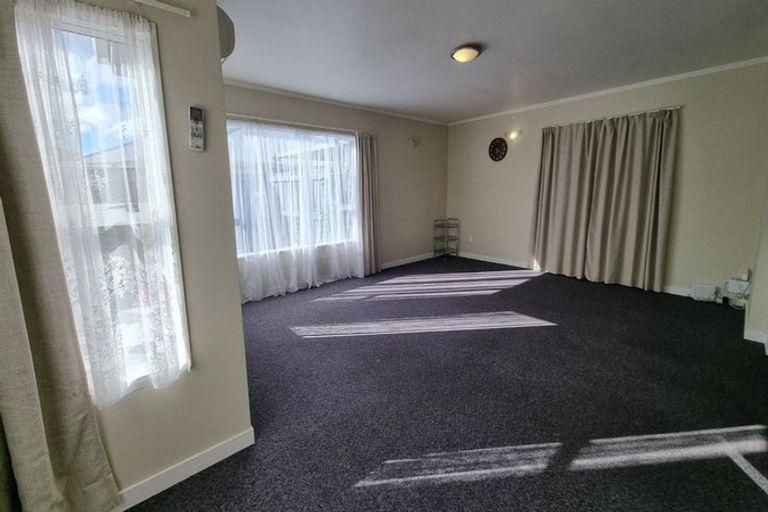 Photo of property in 5 Rowland Avenue, South Dunedin, Dunedin, 9012