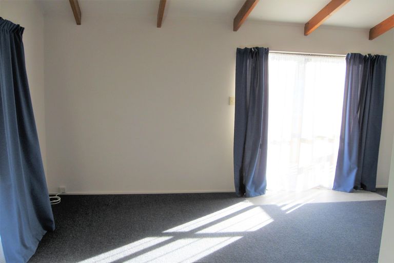 Photo of property in 89 Yorke Road, Haruru, 0204