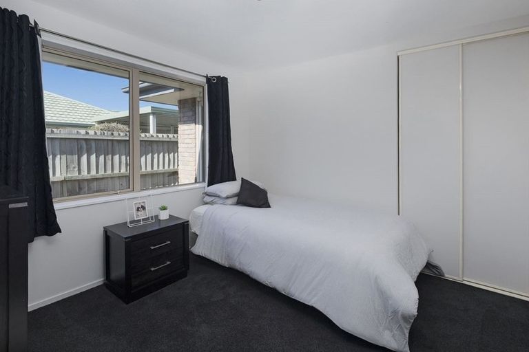 Photo of property in 21 Havana Gardens, Shirley, Christchurch, 8052