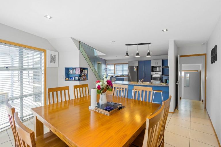 Photo of property in 33 Links Avenue, Mount Maunganui, 3116