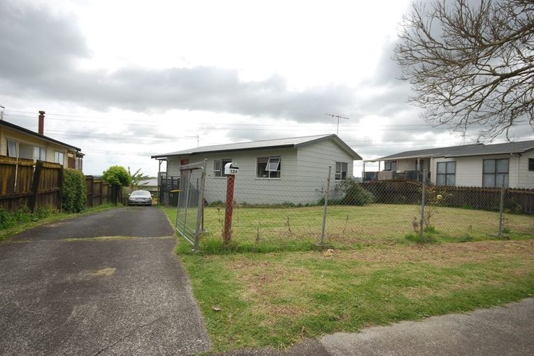 Photo of property in 128 Boundary Road, Clover Park, Auckland, 2019