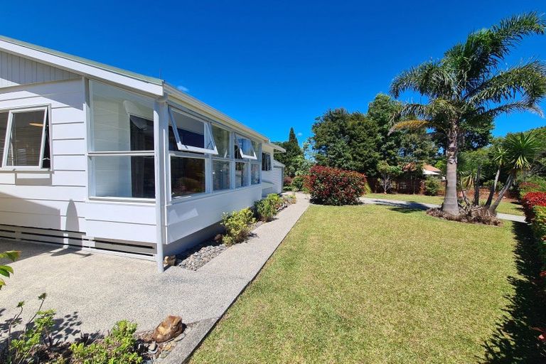 Photo of property in 70 Edward Street, Coromandel, 3506