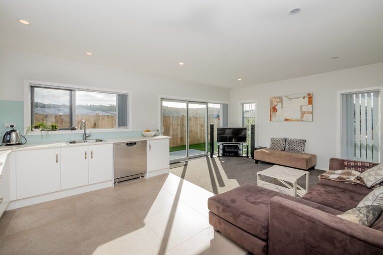 Photo of property in 10 Tilly Lane, Huapai, Kumeu, 0810