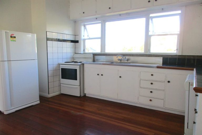 Photo of property in 43 Central Terrace, Kelburn, Wellington, 6012