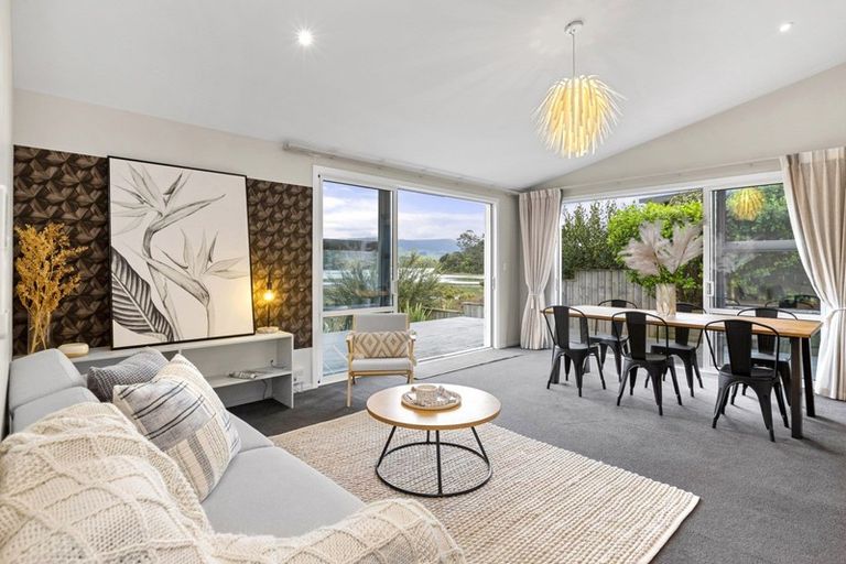 Photo of property in 19 Robertson Street, Raglan, 3225