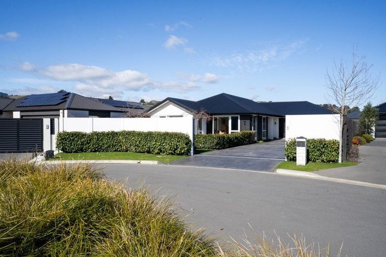 Photo of property in 8 Terrier Lane, Halswell, Christchurch, 8025