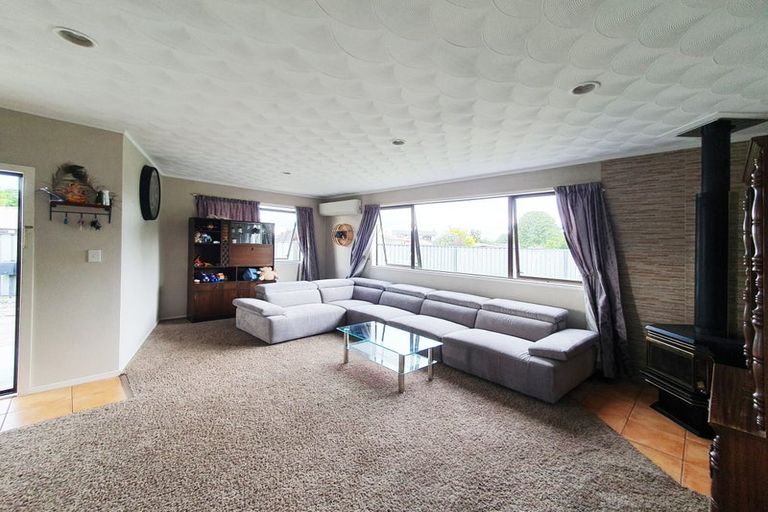 Photo of property in 13 Gilmour Place, Taradale, Napier, 4112