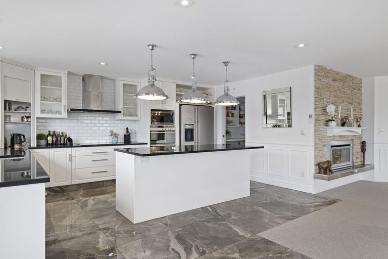 Photo of property in 214 Gladstone Road North, Mosgiel, 9024