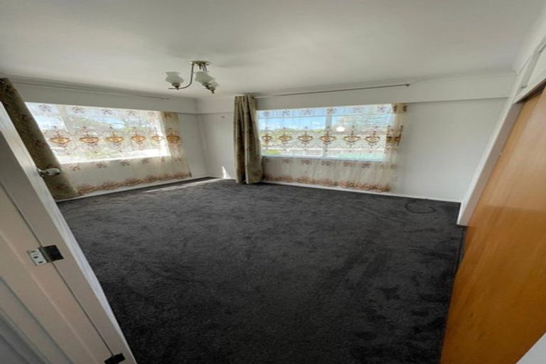 Photo of property in 3 Riverina Avenue, Pakuranga, Auckland, 2010
