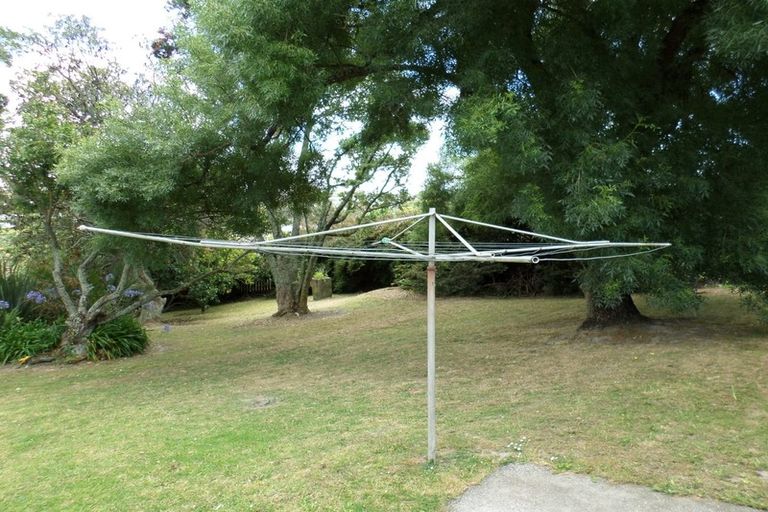 Photo of property in 40 Arlette Place, Massey, Auckland, 0614