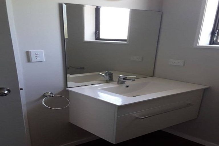 Photo of property in 53 Wordsworth Street, Leamington, Cambridge, 3432