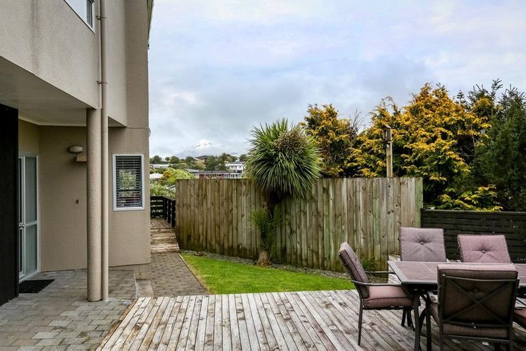 Photo of property in 11 Crownhill Street, Spotswood, New Plymouth, 4310
