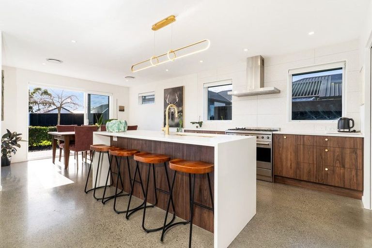 Photo of property in 8 Terrier Lane, Halswell, Christchurch, 8025