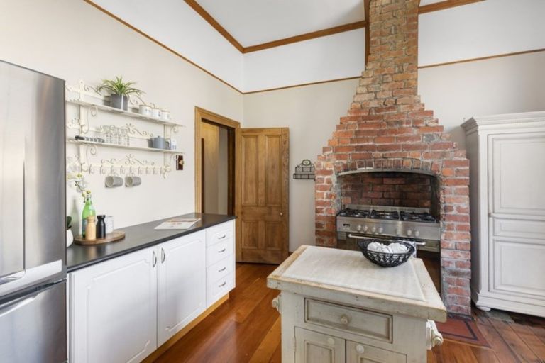 Photo of property in 24 Elizabeth Street, Petone, Lower Hutt, 5012