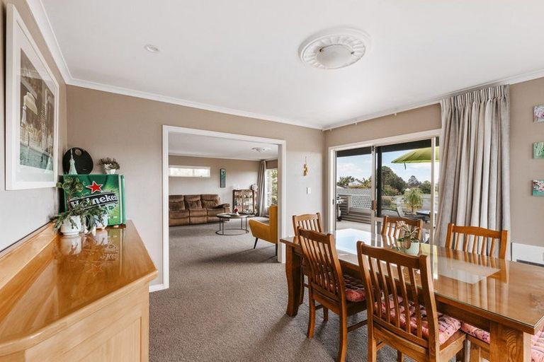 Photo of property in 23 Links View Drive, Omokoroa, 3114