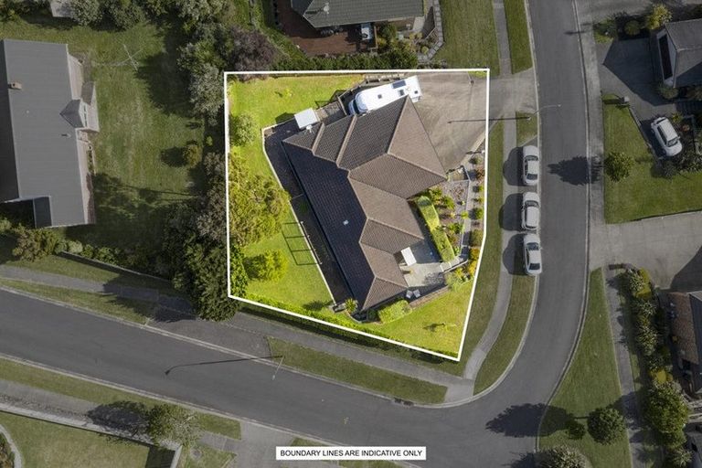 Photo of property in 2 Foothills Lane, Glen Eden, Auckland, 0602