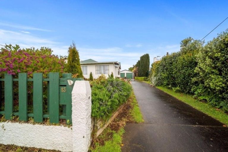 Photo of property in 13 Collins Street, Hawera, 4610