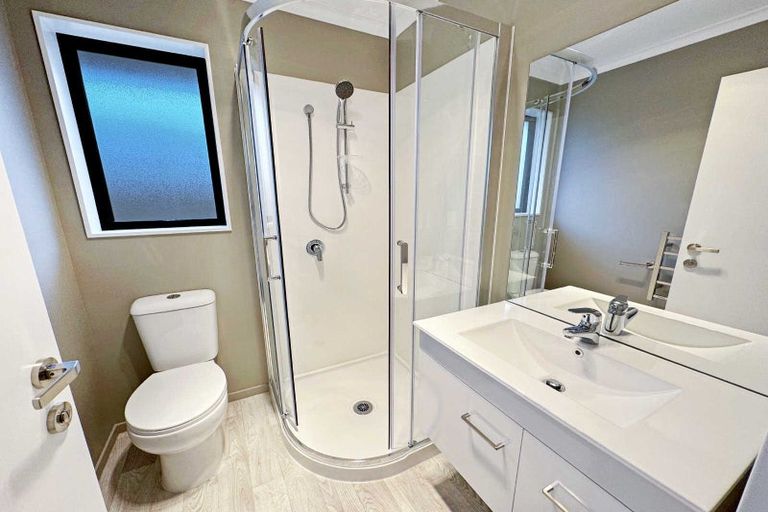 Photo of property in 42 Stackwood Avenue, Woodend, 7691