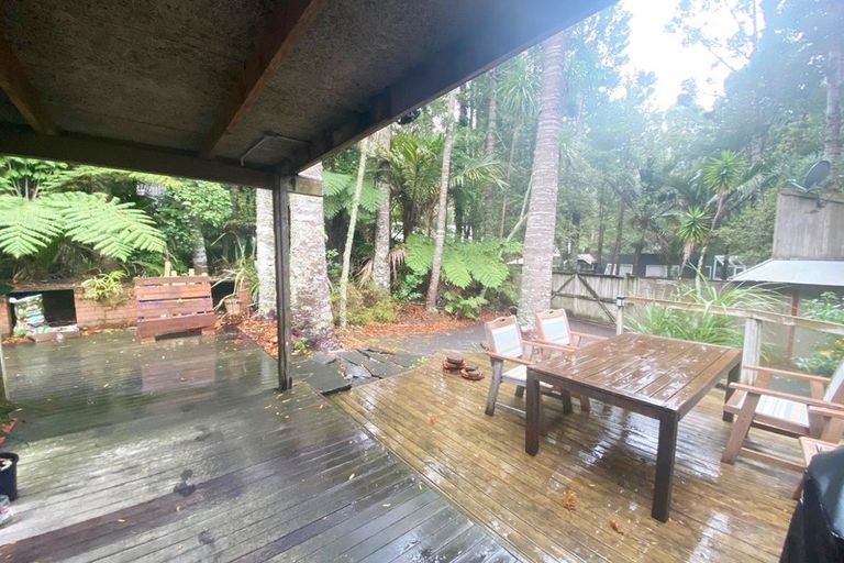 Photo of property in 52 Park Hill Road, Birkenhead, Auckland, 0626