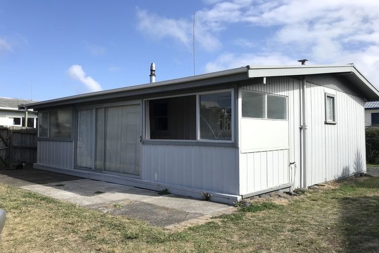 Photo of property in 83b Simpson Road, Papamoa Beach, Papamoa, 3118