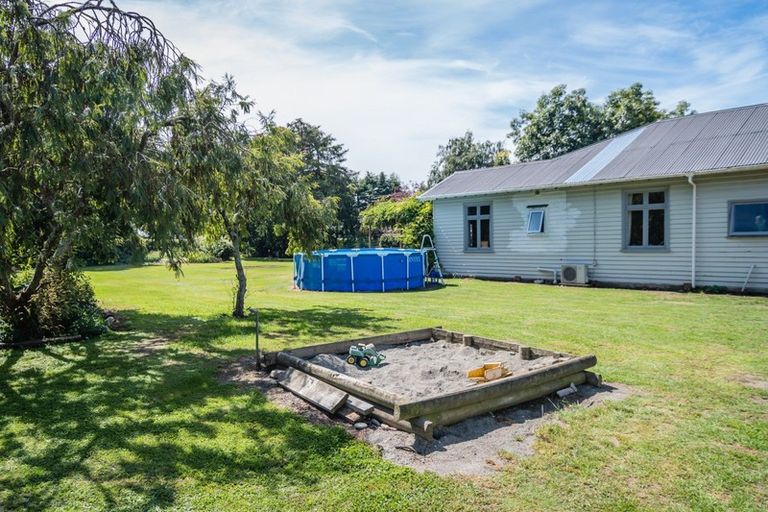 Photo of property in 381 Pareora River Road, Saint Andrews, Timaru, 7972
