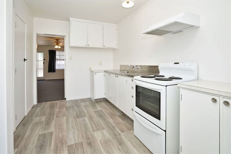 Photo of property in 2/877 Heaphy Terrace, Claudelands, Hamilton, 3214