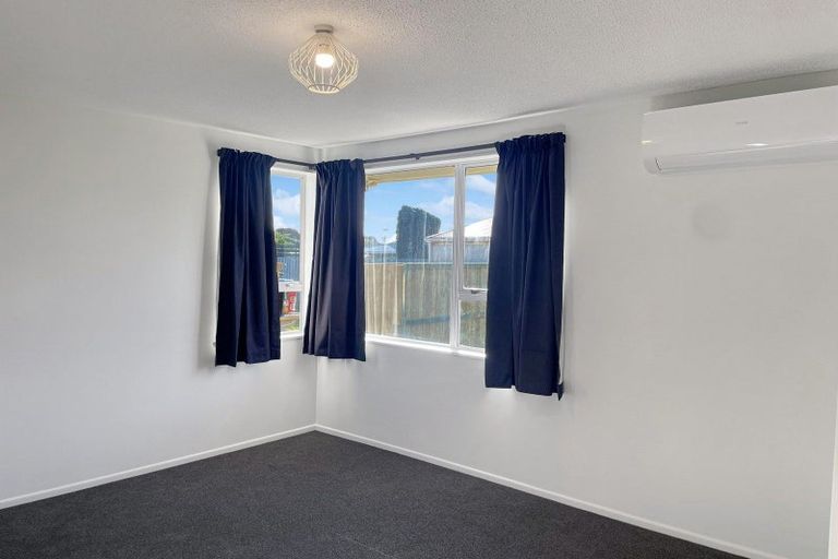 Photo of property in 135a Pine Avenue, South New Brighton, Christchurch, 8062