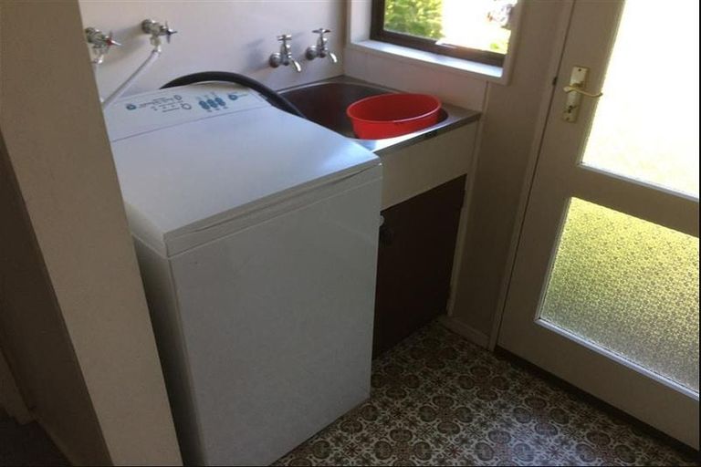 Photo of property in 2/708 Terrace Road, Parkvale, Hastings, 4122