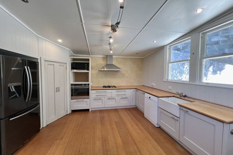 Photo of property in 25 Austin Street, Mount Victoria, Wellington, 6011