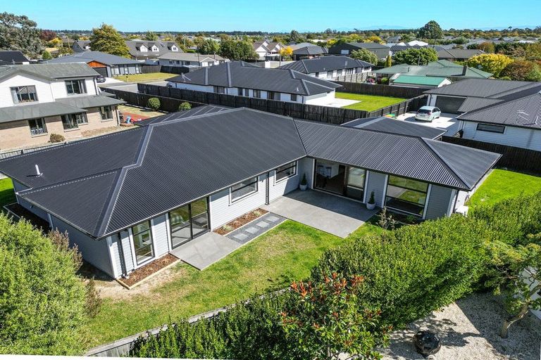 Photo of property in 7 Clonbunny Close, Rolleston, 7614